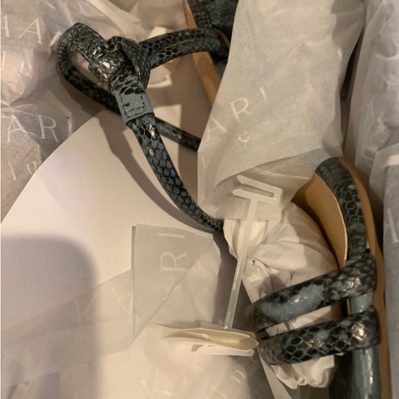 KAARI BLUE Women’s Laurel Sandal 3 inch Heels Faux Leather Snake Print Sz 8 NWT - Picture 5 of 7